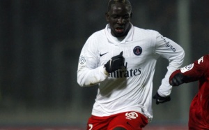 Mamadou Sakho gifle un journaliste