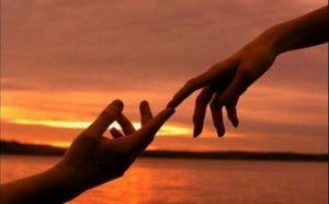 12 ÉTAPES POUR  AMELIORER VOTRE AMOUR-PROPRE