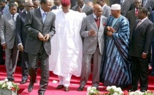 Niger : « l’empressement » du président sénégalais inquiète un journal burkinabé