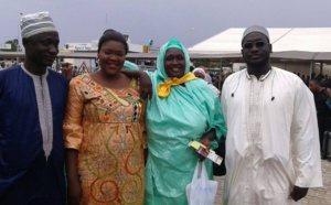 (05 Photos) Ndèye Fatou Ndiaye Mbacké en toute complicité avec sa « goro »