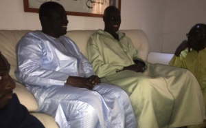 Photos: Oumar Sow en séance de présentation des travaux infrastructures de Porokhane à Serigne Mountakha, Khalife général des Mourides  