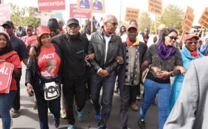 Grande marche de l'opposition, les réactions des leaders