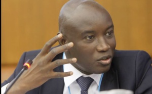 Le ministre de l’Intérieur, Aly Ngouille Ndiaye "bombarde" l'opposition