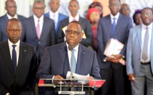 Stratégie de Com':  Macky fait comme Abdou Diouf en 2000... en se payant les services d'un fils de Bernard Kouchner