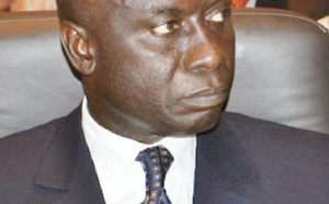 Cheikh Oumar Anne : « Macky est un militant qui se bat, Idy est un tricheur »