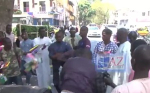 Vidéo - Bagarre spectaculaire entre un marchand ambulant militant du PDS et un militant de l’APR