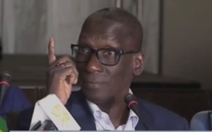 Video- Mamadou Diop Decroix sermonne Macky Sall: “Koufi tek sa bop Moussa ak Harouna*…..”