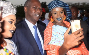 Photos : le PM Mahammed Abdallah Dionne en version selfie