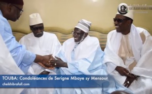  Serigne Mbaye Sy Mansour présente ses condoléances à Serigne Mountakha Mbacké suite au rappel à Dieu de Serigne Sidy Moktar