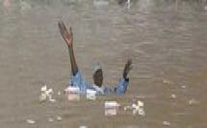 Lutte contre les inondations : 200 jeunes formés pour secourir les victimes dans la banlieue