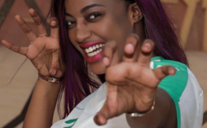 24 photos : Les plus belles femmes avec le maillot du Sénégal