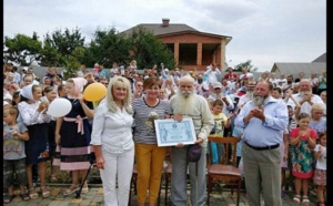 Record: Un homme de 87 ans a 13 enfants, 127 petits-enfants, 203 arrière-petits-fils (photos)