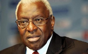 Dévolution du pouvoir au Sénégal : Lamine Diack doute de la faisabilité