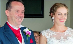 Elle débarque à son mariage sans le savoir