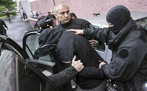 Italie : Arrêté pour trafic de drogue, un Sénégalais, ivre, s’auto-mutile