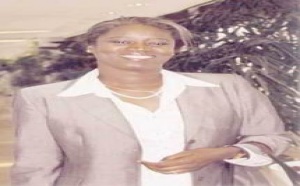 Aminata Niane Dg Apix,  dans le viseur de 7 collectifs