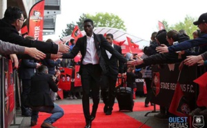 Ismaïla Sarr courtisé par Barcelone, Juventus et Arsenal