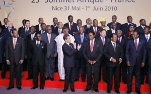 Pourquoi l'Afrique accuse 25 ans de retard sur le MONDE DÉVELOPPÉ .....