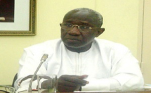 PROFESSEUR IBA DER THIAM : «Si le Pds procède à des renouvellements maintenant, il se tire une balle dans le pied»