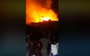 Incendie au marché Petersen:  la pluie s'invite en sapeur pompier