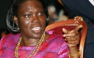 Simone Gbagbo dit à Laurent : « Si tu cèdes, tu n’es pas garçon »