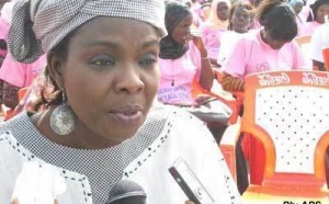 Présidentielle 2012 : la candidature d’une femme réglerait le problème de Bennoo (sociologue)