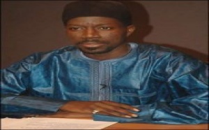 Talla Sylla se retire de la présidence de son parti et annonce sa candidature en 2012