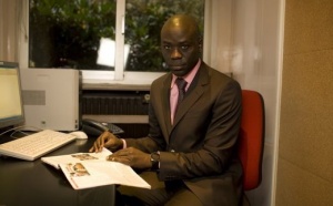 (Audio) Yérim Seck sur la destitution de Moubarack : « Les dictateurs de l’Afrique noire menacés… »