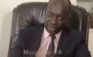 Vidéo - In memoriam: Feu le maire Moustapha Kâ tresse des lauriers à Youssou Ndour