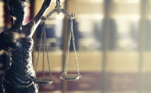 Afrique du Sud : un policier abat sa femme et son beau-frère en plein tribunal