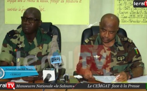 Vidéo-Kaolack : L'armée arrête 5 contrebandiers à bord d'une pirogue avec 7 tonnes de sucre et de l'huile 