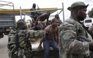 [ REPORTAGE ] Abidjan entre maintien de l`ordre et tentations de représailles