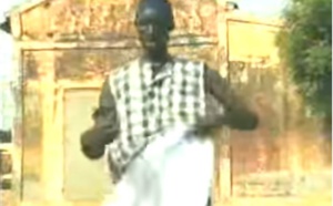 Théâtre sénégalais Sanekh dans Askanu Laobé avec la troupe Soleil Levant 