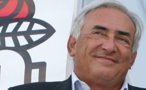 Quand l'UMP annonce l'arrestation de DSK 40 min avant...l'arrestation de DSK!