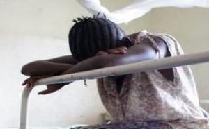 Un vieillard de 70 ans et un ancien militaire  violent  une fille de 8 ans.