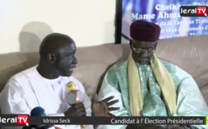 VIDEO - Présidentielle 2019 : Idrissa Seck chez le Khalife Général de Thiénaba pour recueillir des prières