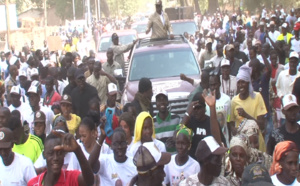 VIDEO : Regardez la caravane exceptionnelle de Macky Sall dans le département de Vélingara