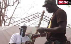 VIDEO - Niang Xaragne Lô, le snappeur de Macky Sall se donne en spectacle et offre des liasses de francs CFA