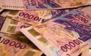 Des paysans en colère s’attaquent à la commission de distribution à Mampatim.