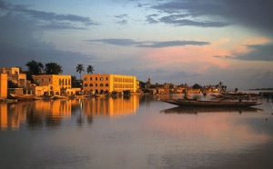 Ô PAYS, MON BEAU PEUPLE