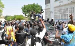 PHOTOS : Madické Niang débarque en messie à l’Ucad,  Sandaga…