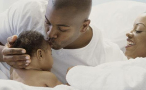 "Je loue un homme pour jouer le rôle de père, mais, ma fille l'ignore"