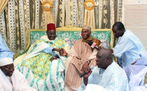 Confidence de Wade à Abdoul Aziz Sy Al Amin : «Je renoncerais à ma candidature si…»