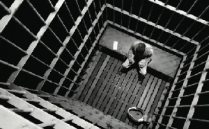 Poursuivi pour viol sur une amie de Ndèye Guèye : Thiam «  téranga »  risque cinq ans fermes de prison