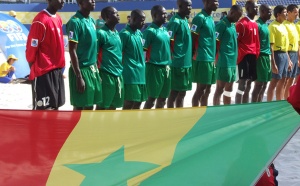 Insolite-Beach soccer : Le « Y’en a marre » à la place du drapeau national