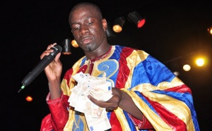 Photos : Plusieurs millions offerts à Djiby Dramé lors de la nuit du Bazin