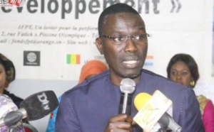 Lycée Limamoulaye de Guédiawaye : Dame Diop hué par les étudiants pour non paiement de leurs bourses