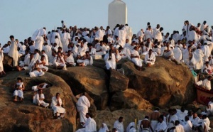[Vidéo] DIRECT HADJJ 2011: les fidèles se rassemblent sur le Mont Arafat, moment fort du pèlerinage