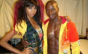 Photo : Le mannequin sénégalais Cherif Adramé Ndiaye en bonne compagnie
