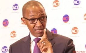 Attribution de permis à Petro-Tim: Abdoul Mbaye alerte sur le retrait des décrets sur le site du Journal officiel